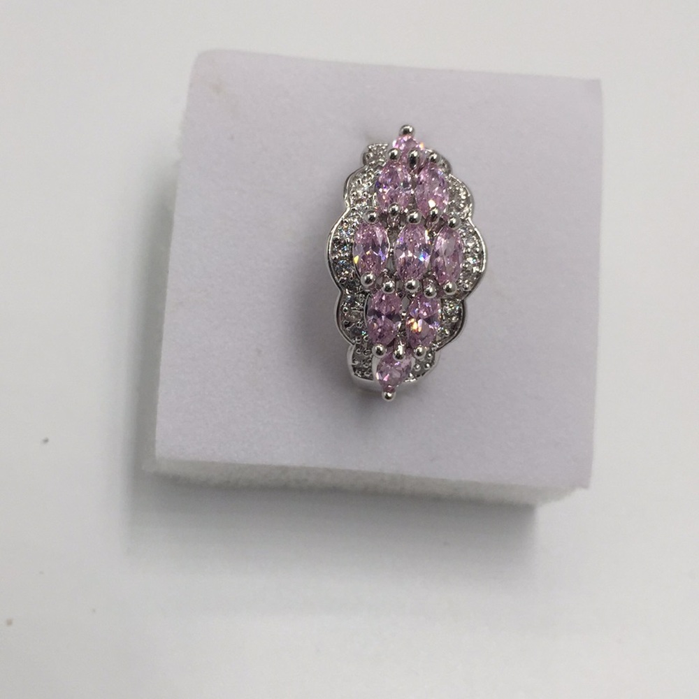18K White gold filled pink and white topaz RING - Picture 4 of 5